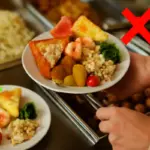 Come conservare la freschezza dei tuoi assaggi al buffet: errori da evitare nel comporre il piatto